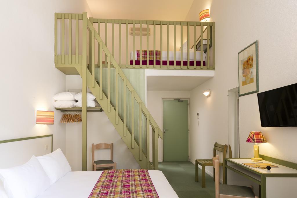 Logis Hotel Restaurant Les Cedres Joyeuse Zewnętrze zdjęcie